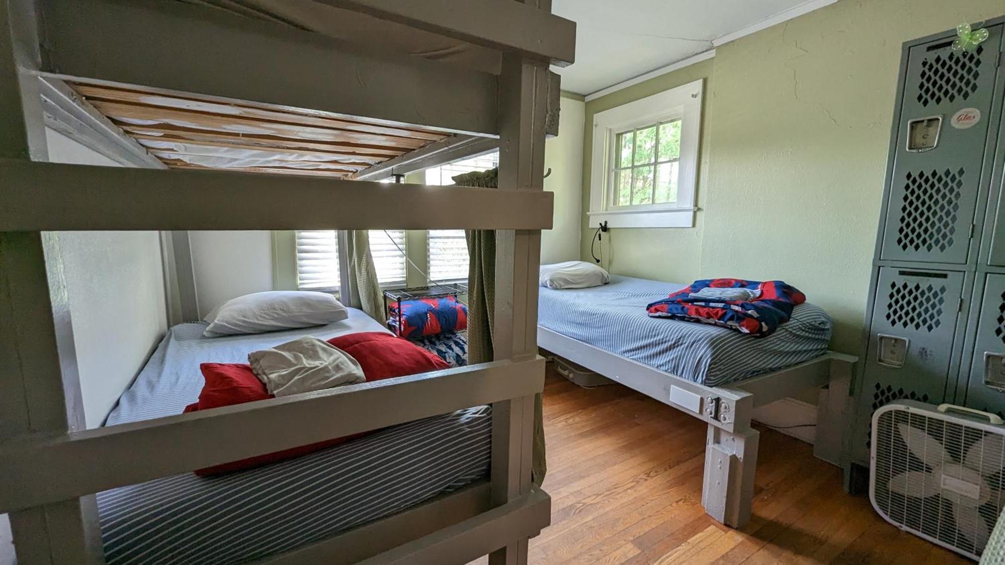 Bon Paul & Sharky'S Hostel 阿什维尔 外观 照片